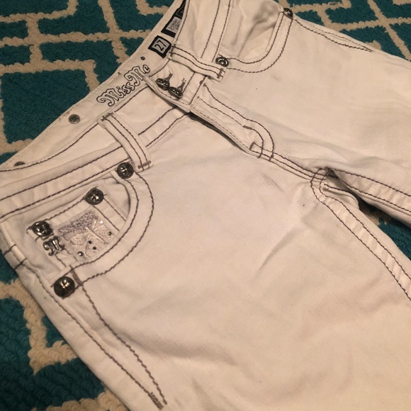 Miss Me Jeans - Picture 1 of 4